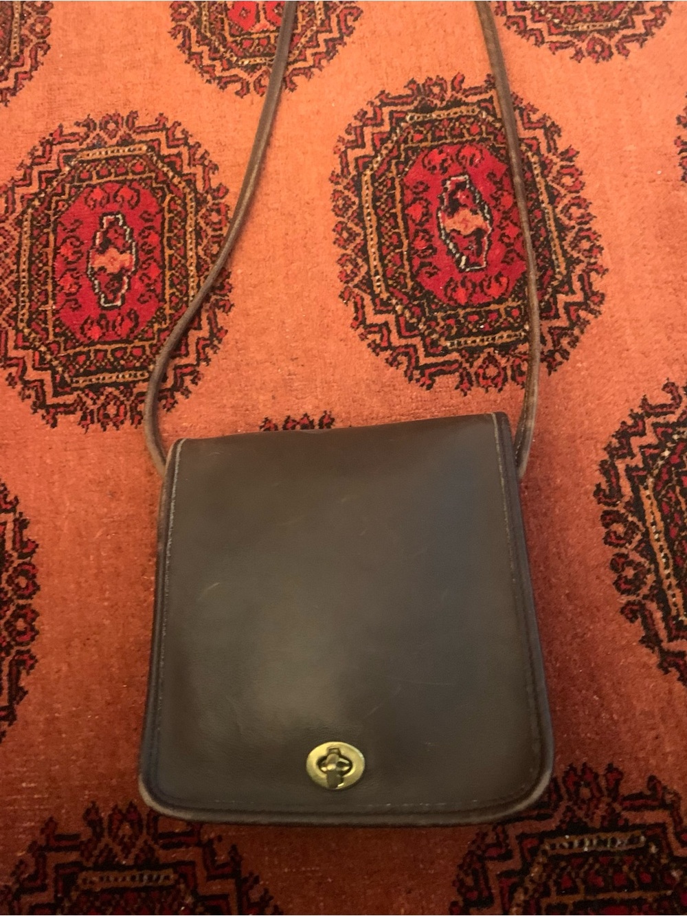 Vintage Coach Compact Pouch crossbody bag in Mahogany